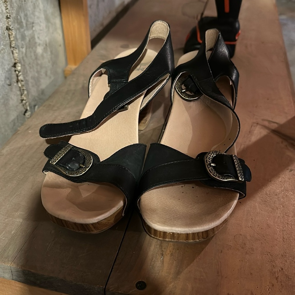 Dansko Sandal Heels - Like New!!